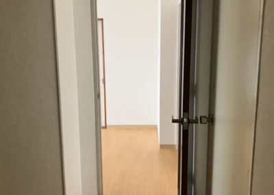 【内装】 | クリオ橋本ホームズ | 内装はとにかくおしゃれなものがいい！と選ぶ前に、まず住んだ後のことを想像してみましょう。住んでみたらコンセントの位置が悪くて使いにくいなど出てきます。事前にどの家電をどこに置くか想定しておきましょう。
