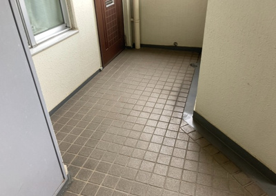【その他共用部分】 | クリオ橋本ホームズ | 共有部分は、住民なら誰もが使える設備のこと。例えば駐車場やエレベーター、インターネット設備、セキュリティ設備などがあります。他にも、マンションの廊下・外部階段やエントランス・ゴミ置き場などがあります。