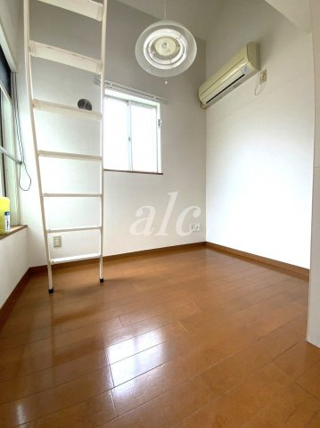 ライフピアシモンの居間・リビング|洋室