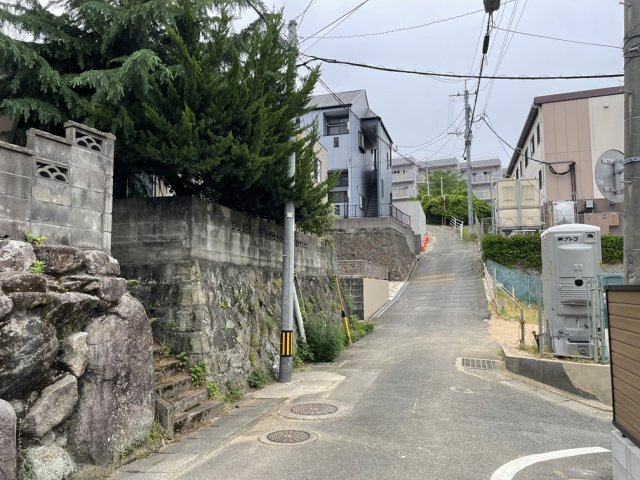福岡市東区香椎1丁目　売地の前面道路含む現地写真|前面道路含む現地写真です