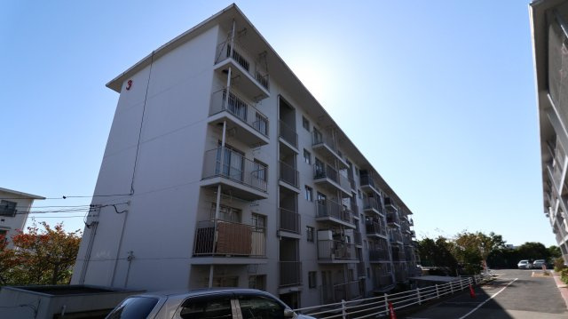 上高丸厚生年金住宅3号棟