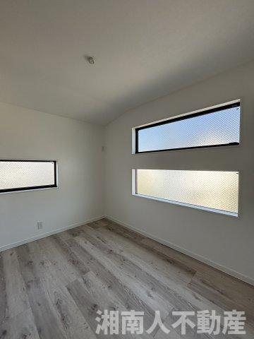 茅ヶ崎市浜竹４丁目４３３８番４５新築戸建の洋室|個人の部屋や寝室として使える洋室です