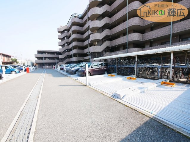リベール加古川シティWEST弐番館　2階の駐車場|駐車場