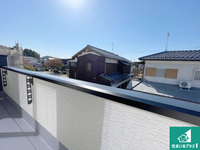 近江八幡市安土町常楽寺　第24-1期　新築一戸建てのバルコニー|日当たりのよいバルコニー！お部屋が開放的に！