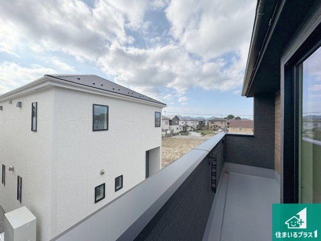 近江八幡市安土町常楽寺　第24-1期　新築一戸建てのバルコニー|日当たりのよいバルコニー！お部屋が開放的に！