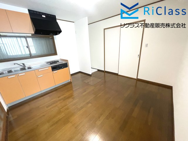 中古戸建　神戸市須磨区大田町7丁目2の居間・リビング|使いやすいリビングです