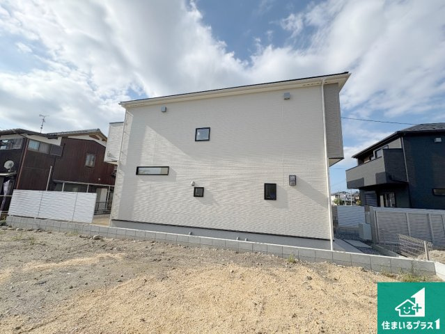 近江八幡市安土町常楽寺　第24-1期　新築一戸建ての外観|安心の10年保証！外観を美しく保ち、雨水で汚れを落とします！気になることがありましたら、お気軽にお問い合わせください！