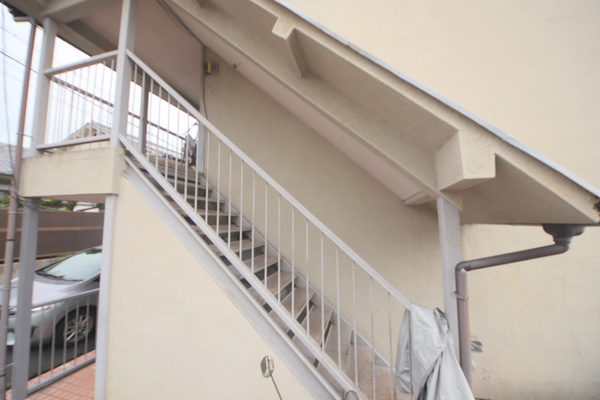 小園荘　南棟の駐車場