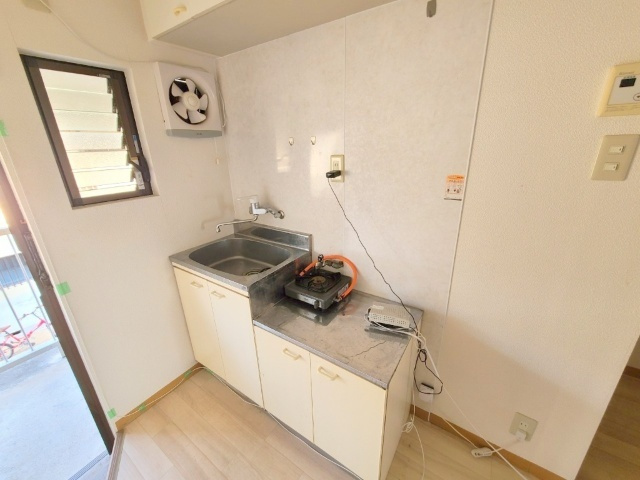 小園荘　南棟のキッチン