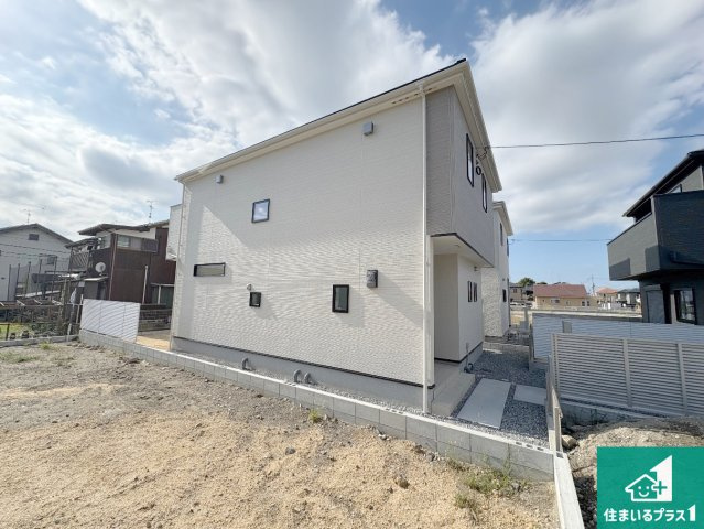 近江八幡市安土町常楽寺　第24-1期　新築一戸建ての外観|安心の10年保証！外観を美しく保ち、雨水で汚れを落とします！気になることがありましたら、お気軽にお問い合わせください！