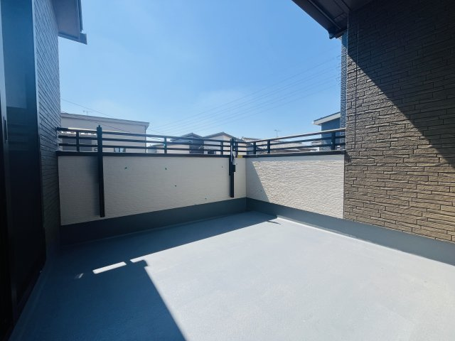 【バルコニー】 | 熊谷市上之第９期　ワイウッドコート　未入居戸建　全4棟　2号棟