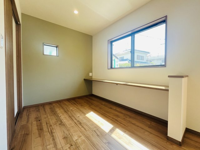 【居間・リビング】 | 熊谷市上之第９期　ワイウッドコート　未入居戸建　全4棟　2号棟