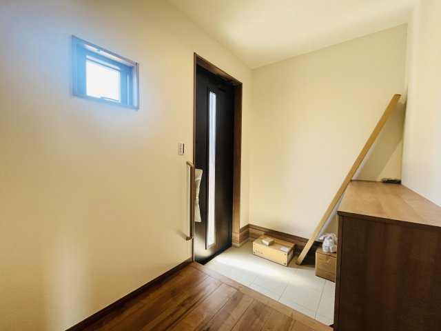 【玄関】 | 熊谷市上之第９期　ワイウッドコート　未入居戸建　全4棟　2号棟