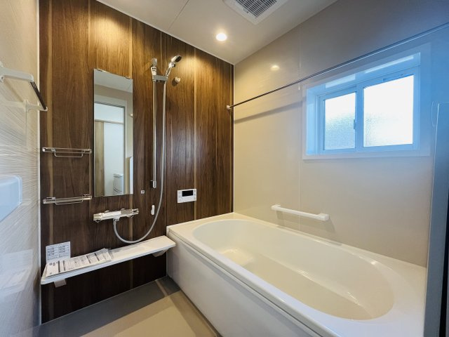 【浴室】 | 熊谷市上之第９期　ワイウッドコート　新築戸建　全4棟　1号棟