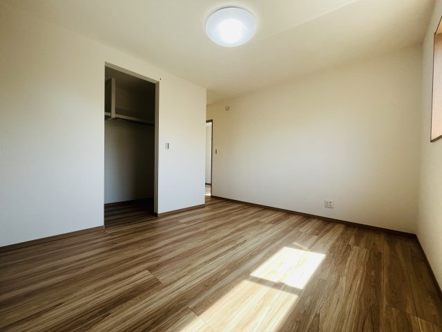 【寝室】 | 熊谷市上之第９期　ワイウッドコート　新築戸建　全4棟　1号棟