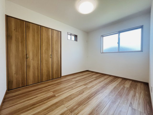 【洋室】 | 熊谷市上之第９期　ワイウッドコート　新築戸建　全4棟　1号棟