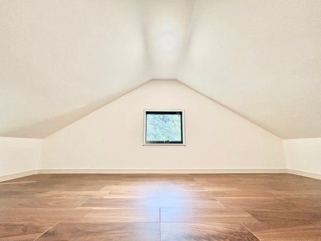 世田谷区桜上水3丁目　戸建　残2棟の収納|よりお部屋を広く使える、収納量が豊富な小屋裏収納です！（E号棟）