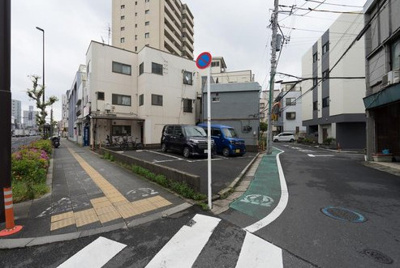 【前面道路含む現地写真】 | 墨田区東向島６丁目の売地