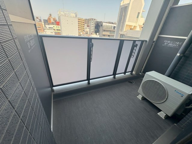 Quintet NAMBAのバルコニー