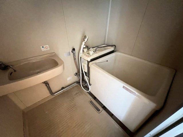 サニーハイツ北別府の浴室