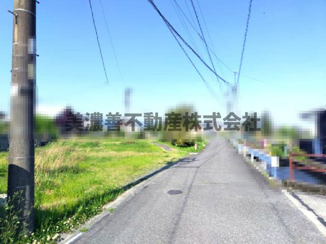 ６５２７３　揖斐郡揖斐川町市場土地の外観