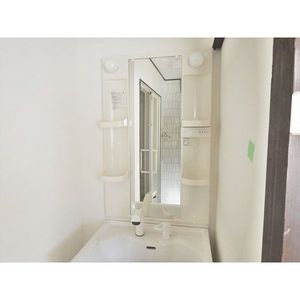 落合町貸家の洗面所