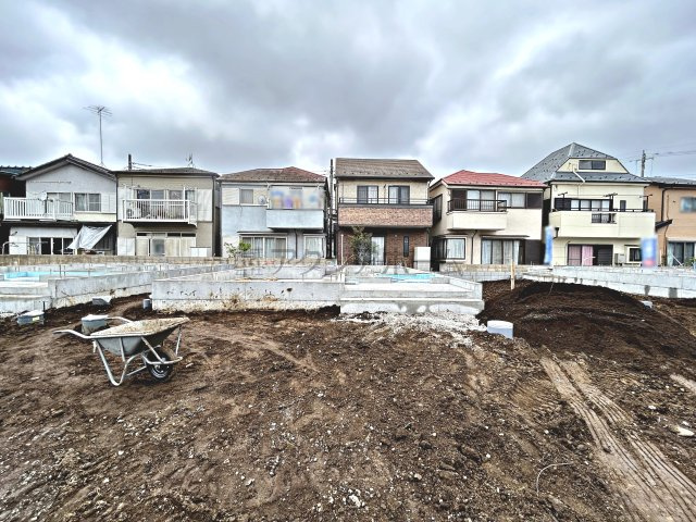 狭山市北入曽・全4棟　新築一戸建　3号棟　～広々49坪以上～の外観|建築中写真　2025年5月12日撮影