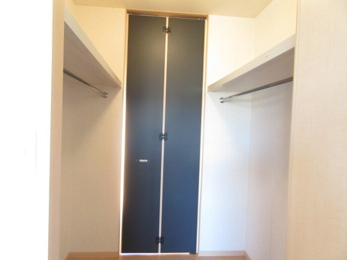 カーサ梨野　Aの収納|別部屋写真です。