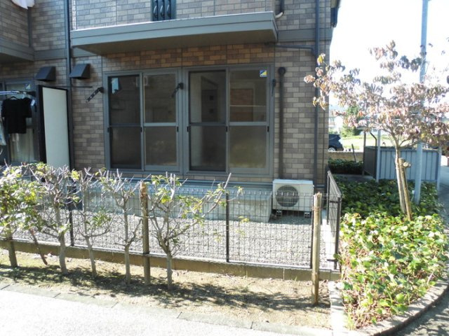 カーサ梨野　Aの庭