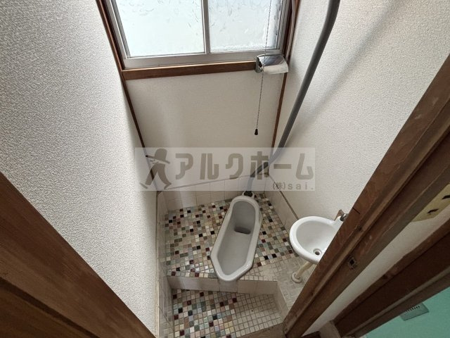 柏原市玉手町のアパートのトイレ