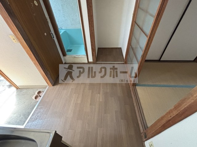 柏原市玉手町のアパートの内装