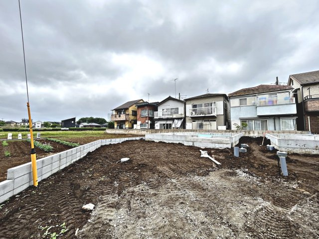 狭山市北入曽・全4棟　新築一戸建　4号棟　～広々49坪以上～の周辺|建築中写真　2025年5月12日撮影