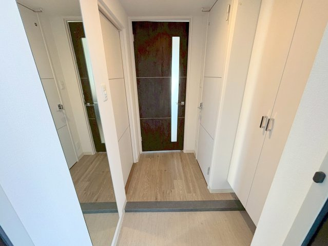 BRIGHT　CUBEの玄関