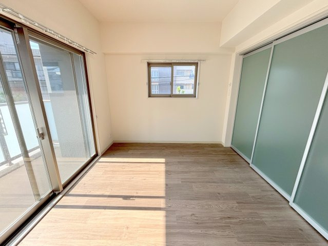 BRIGHT　CUBEの洋室