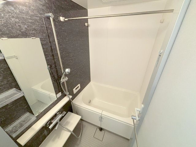 BRIGHT　CUBEの浴室