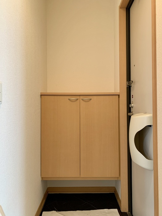 ヴィラ・サンライズ　Ａ の玄関