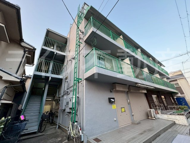 八戸ノ里グリーンハイツの外観|きれいな外観です