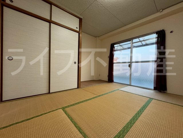 八戸ノ里グリーンハイツの居間・リビング|ゆったりとした居間です