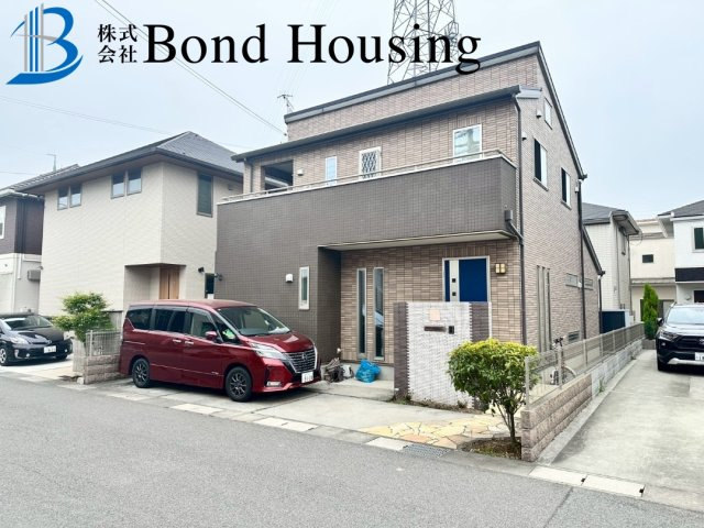 「アイランドキッチン」「太陽光パネルあり」大久保町茜 築10年の外観