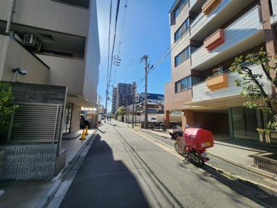 TAM’S  COURT（タムズコート）の地図|前面道路