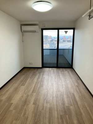 【居間・リビング】 | フラッティ烏丸十条（全17室）