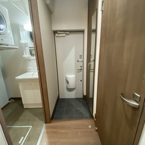 Belle Demeure若草の玄関