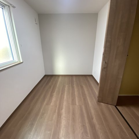 Belle Demeure若草の洋室