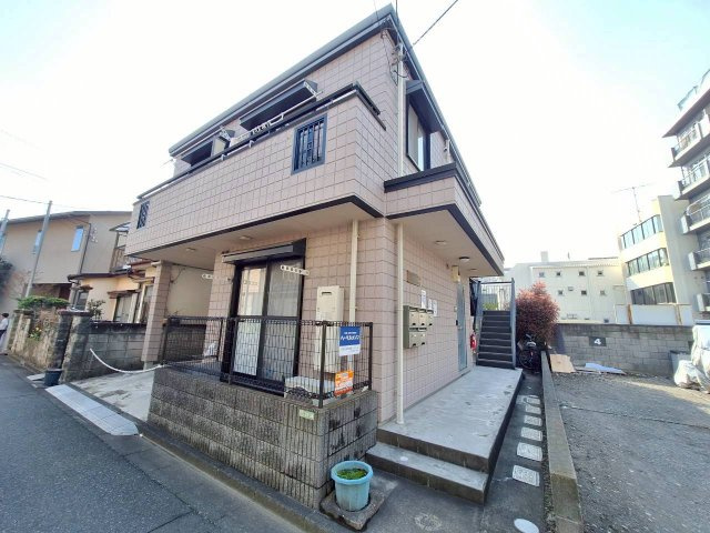 メゾンドゴトーの周辺