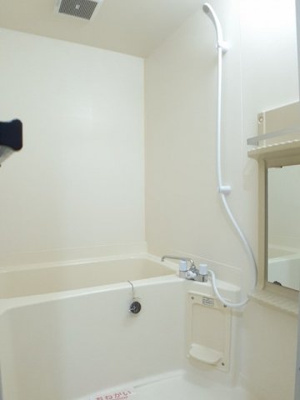 【浴室】 | カンフォート松島Ⅰ | ゆったり過ごせるお風呂です