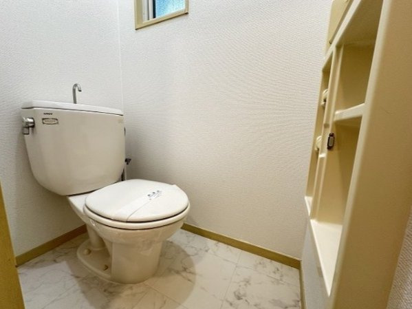 エミネンス高野台のトイレ