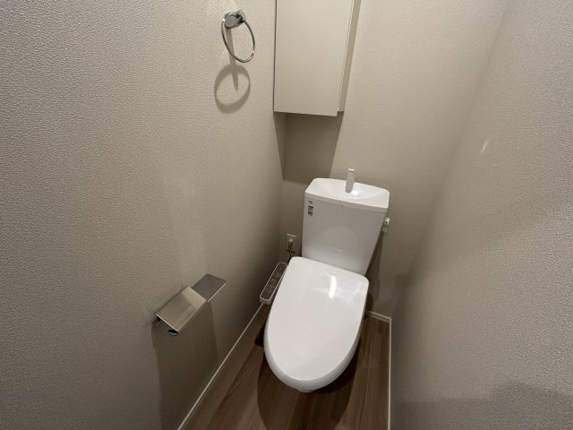 ホワイトメゾン西宮中島のトイレ