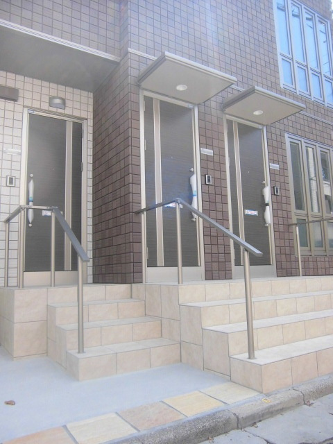 Ｓａｍ　Ｍａｉｓｏｎのエントランス|★エントランス★