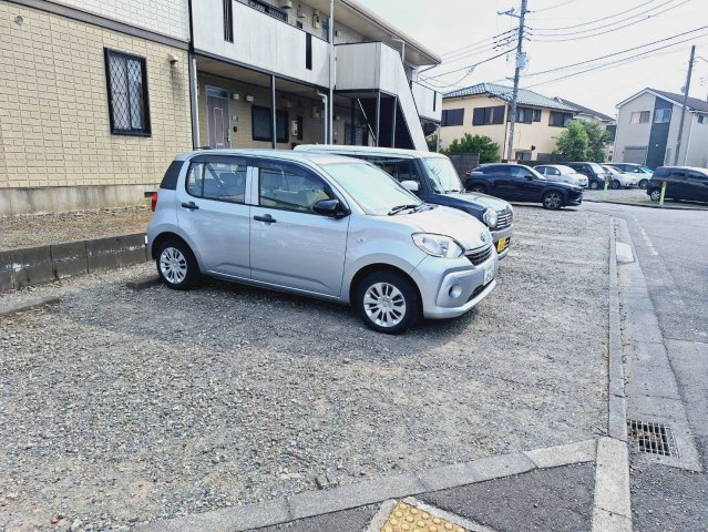 アニバーサリーの駐車場