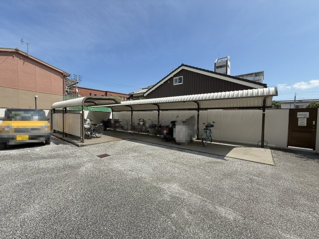 サンハイツ上町（１）の駐車場